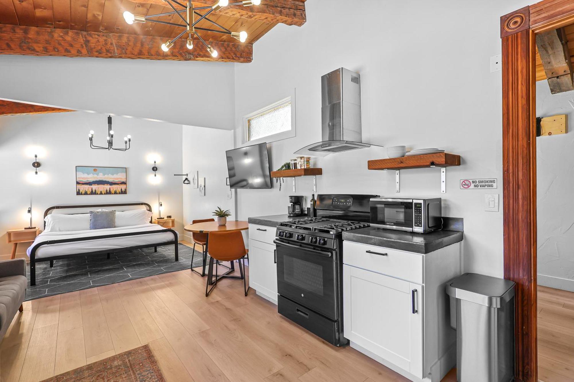 Basecamp Lodge Mount Shasta Phòng bức ảnh