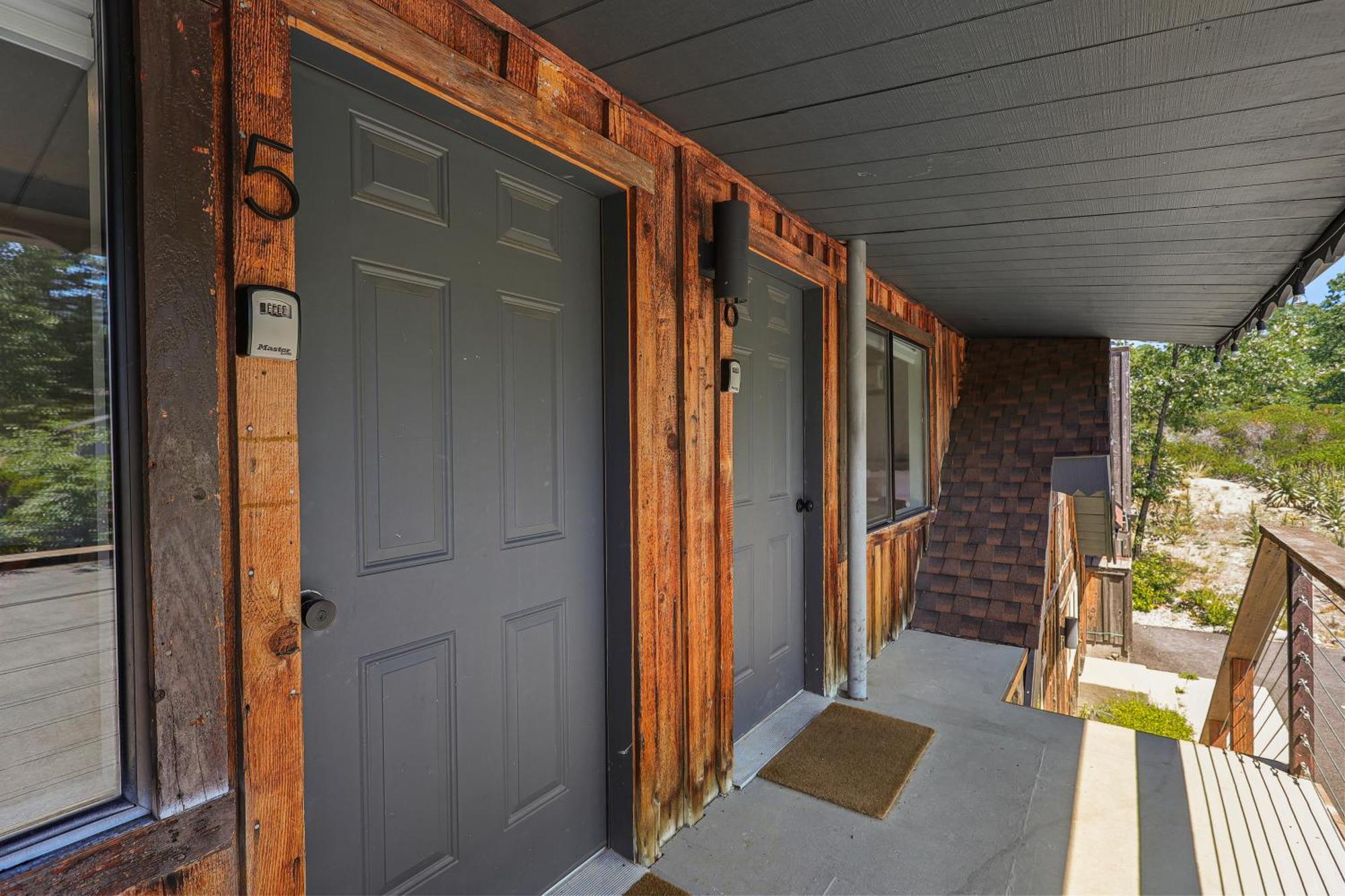 Basecamp Lodge Mount Shasta Phòng bức ảnh